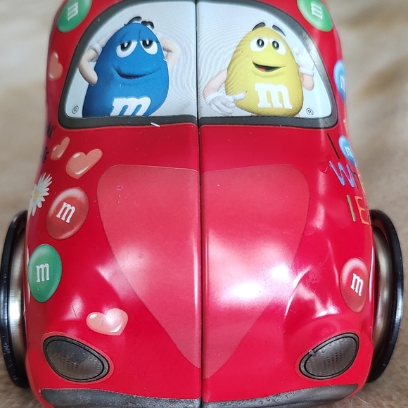 M&M'S Love Bug Car Tin Red and Green Vintage - Picture 4 of 9